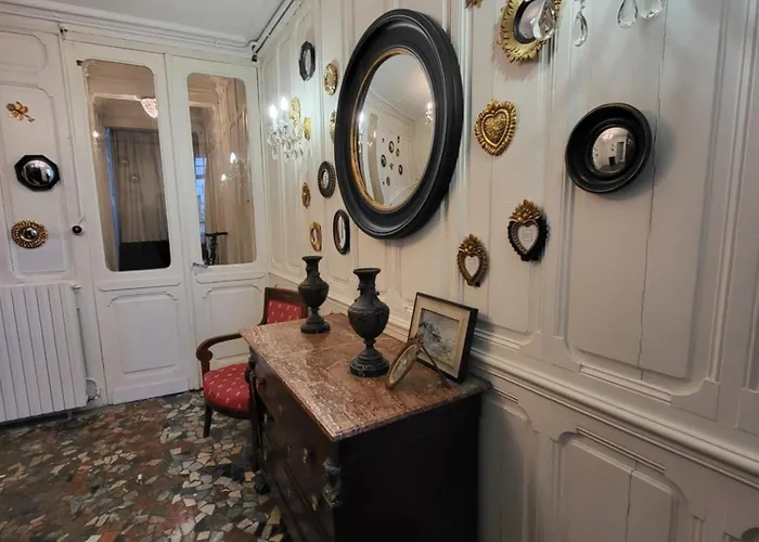 L'intemporelle Panzió Bagnères-de-Bigorre