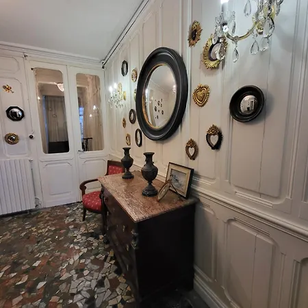L'intemporelle Bed & Breakfast Bagnères-de-Bigorre